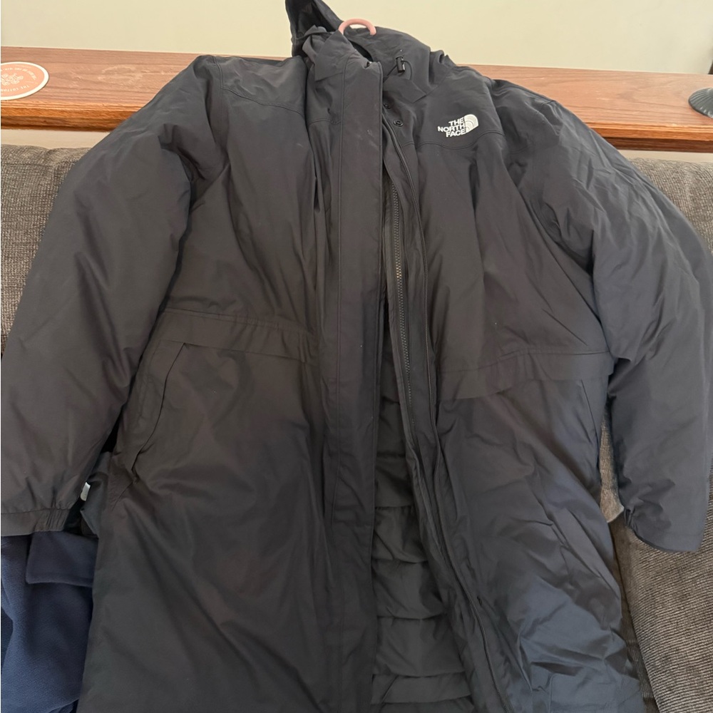 The North Face Black 2-1 parka Jacket Insulated Weather-Resistant